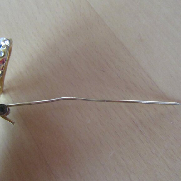 Vintage large rhinestone tiger brooch with black enamel in gold tone setting - Picture 9 of 10